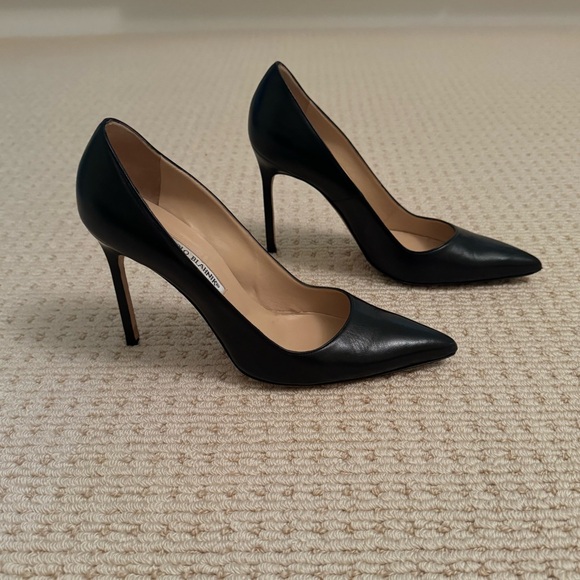 Black Manolo Blahnik Heels - Picture 2 of 5